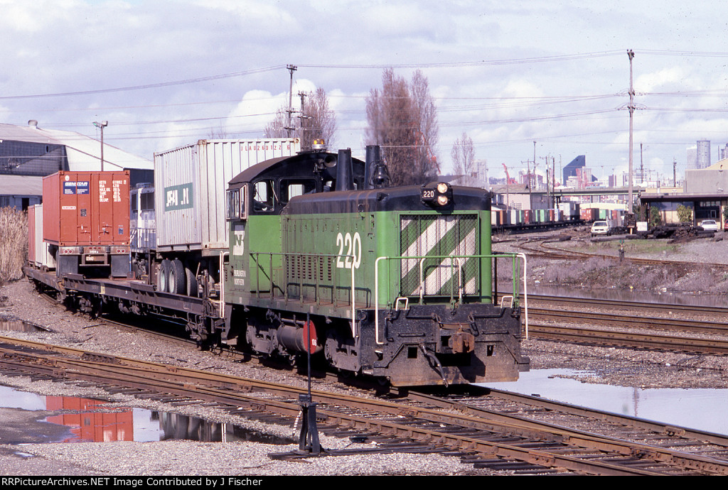 BN 220